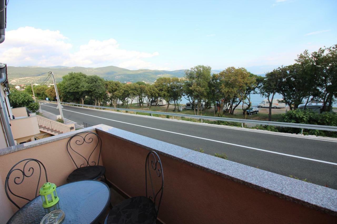 Apartmani Irena Novi Vinodolski Exterior photo
