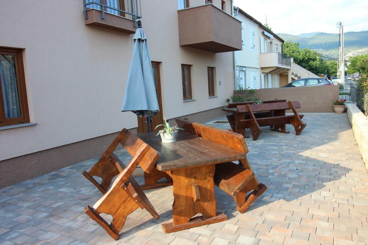 Apartmani Irena Novi Vinodolski Exterior photo
