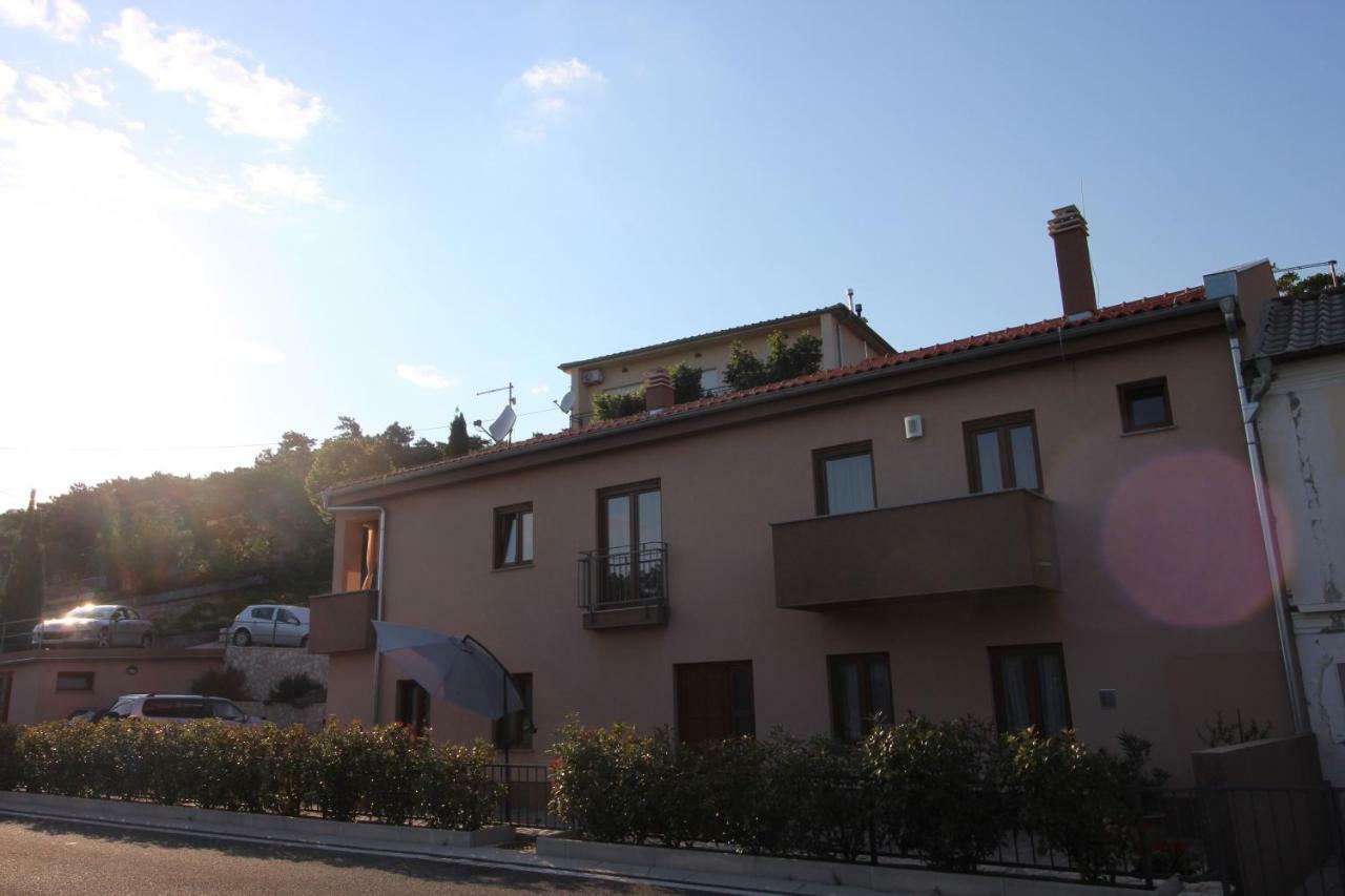Apartmani Irena Novi Vinodolski Exterior photo